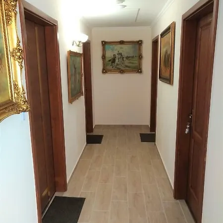 St. Hubert Vendeghaz Pensionat Hortobágy